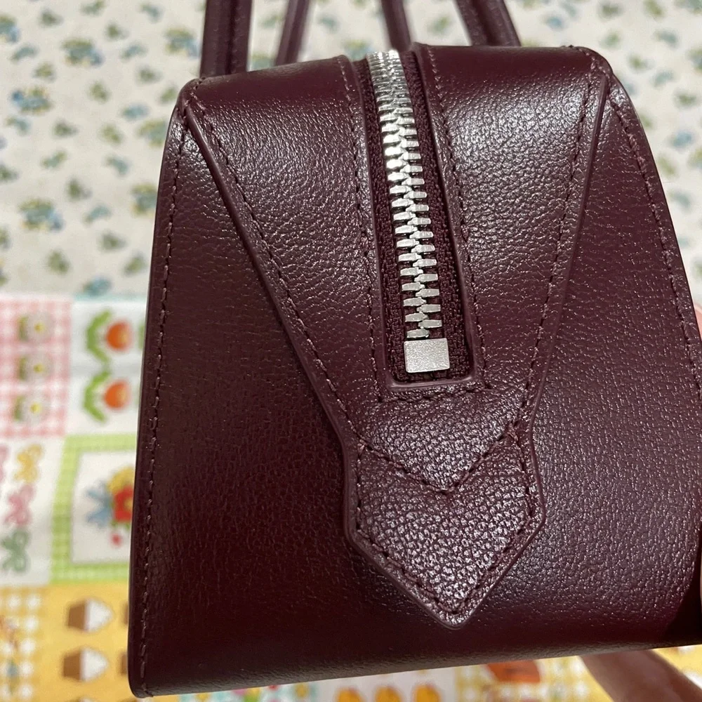 Alaïa Maroon Leather Shoulder Bag